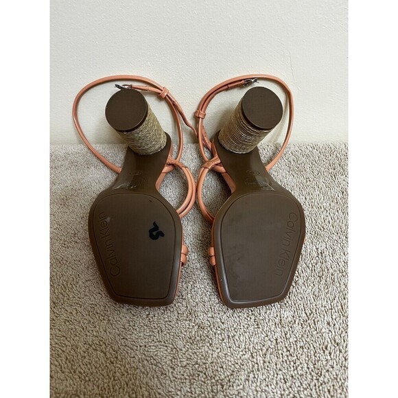 Calvin Klein Women's  Beige Patent Ankle Strap Square Toe Heels Sandals Sz 5M - Picture 5 of 5